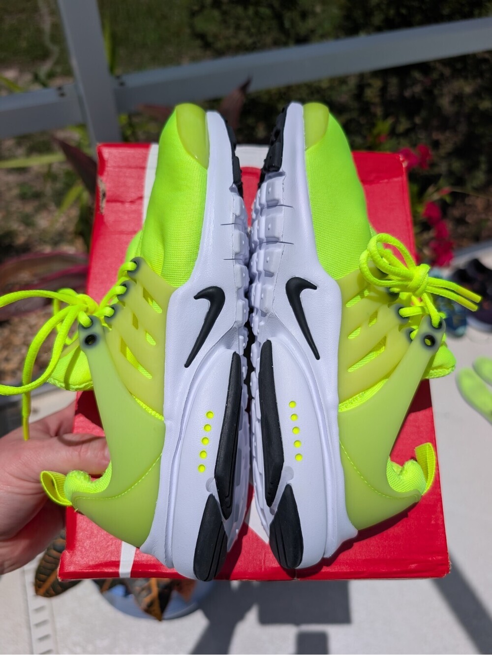 Nike Air Presto GS Volt Neon Yellow Size 5Y Women’s Size 6.5 DO1379-700 NEW